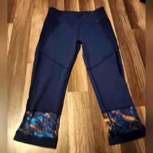 CALIA by Carrie Underwood Yoga Leggings size Medium
